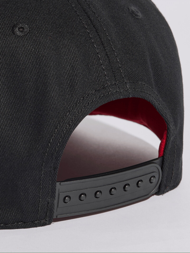 Кепка Snapback унисекс в стиле ретро